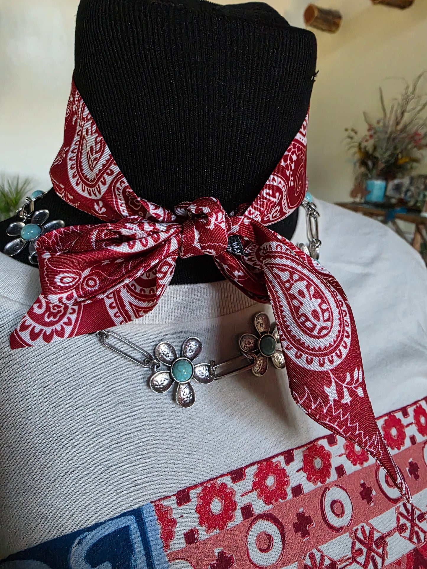 RED bandera twilly