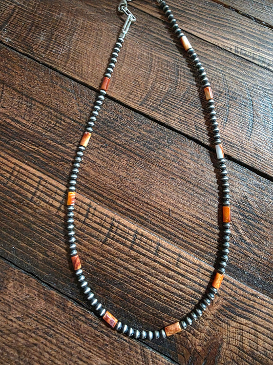 Spiny & Pearl Necklace