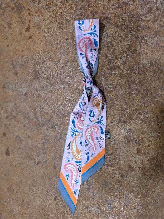 Pink Paisley Twilly