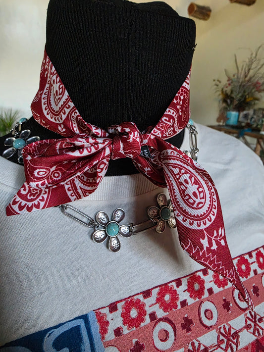 RED bandera twilly